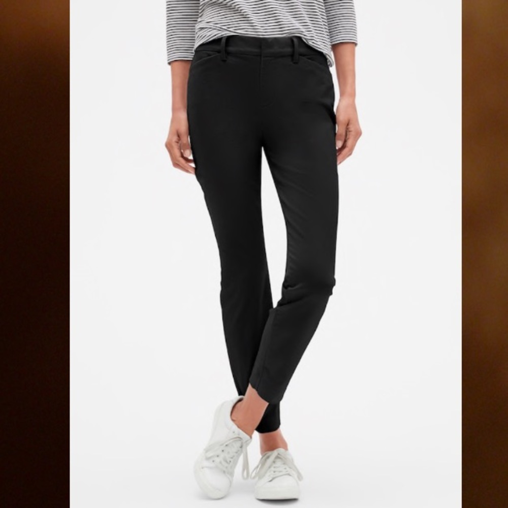 Size 16 BRAND NEW Gap Signature Skinny Pant
